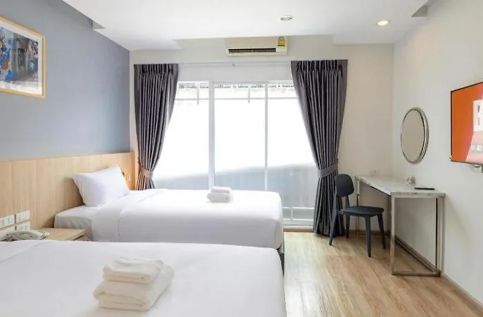 B2 China Town Yaowarat Premier Hotel 3*